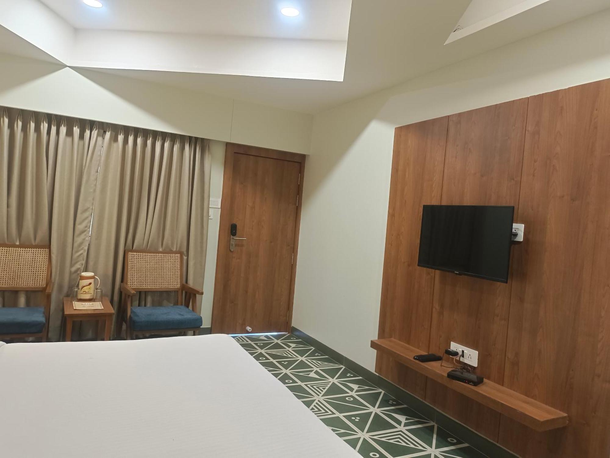 Hotel Ashray Ujjain Exterior foto